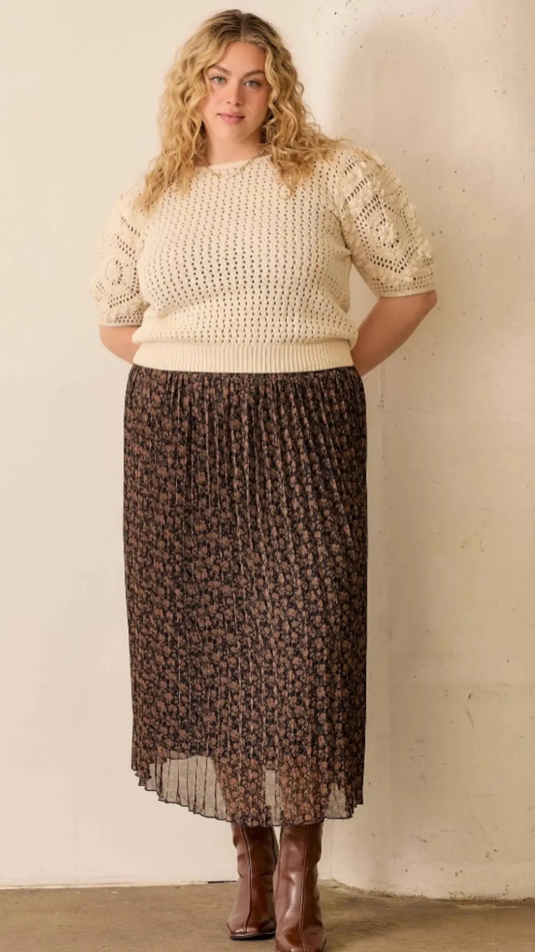 Plus - Autumn Petals Pleated Skirt - U Pretty Things