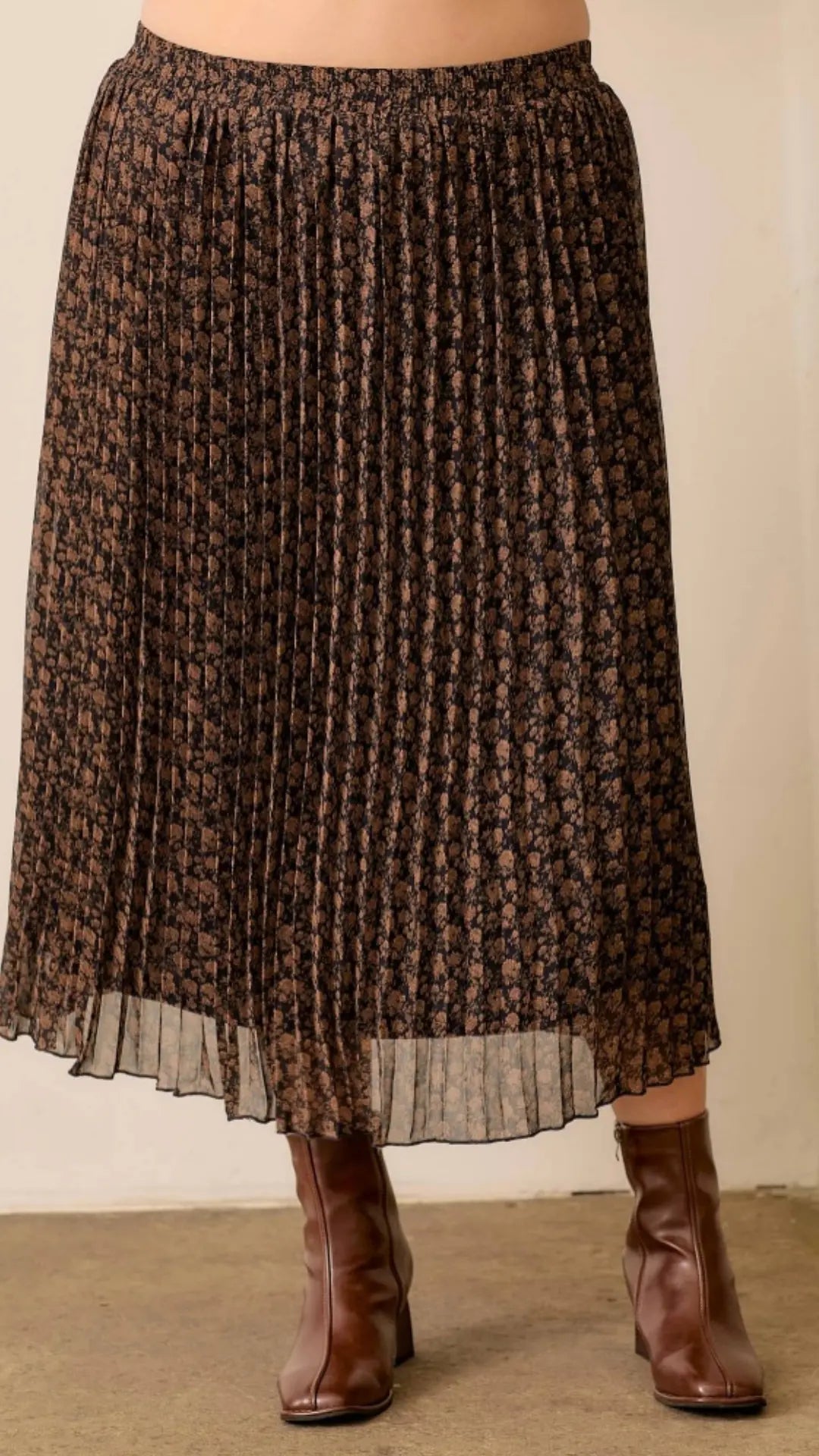 Plus - Autumn Petals Pleated Skirt - U Pretty Things