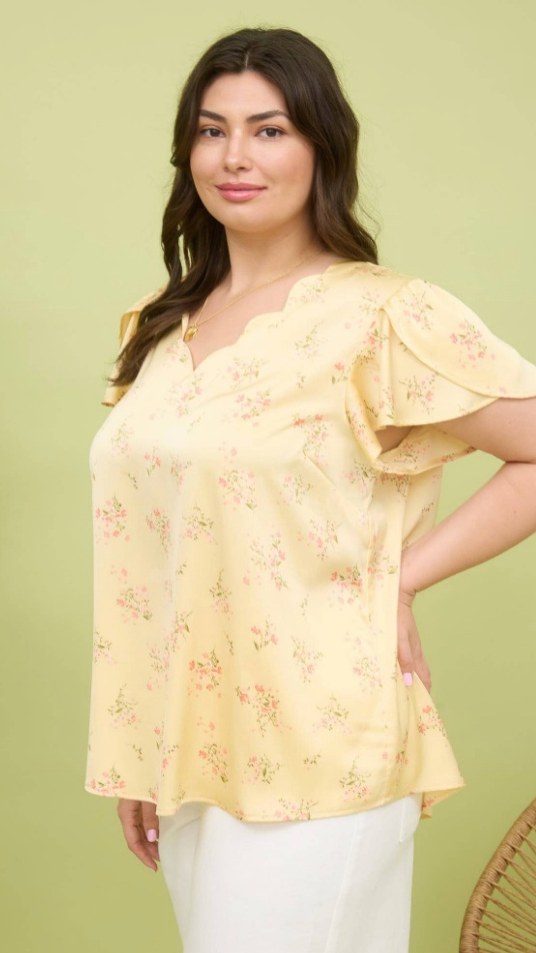 Plus – Tulip Glow Satin Blouse