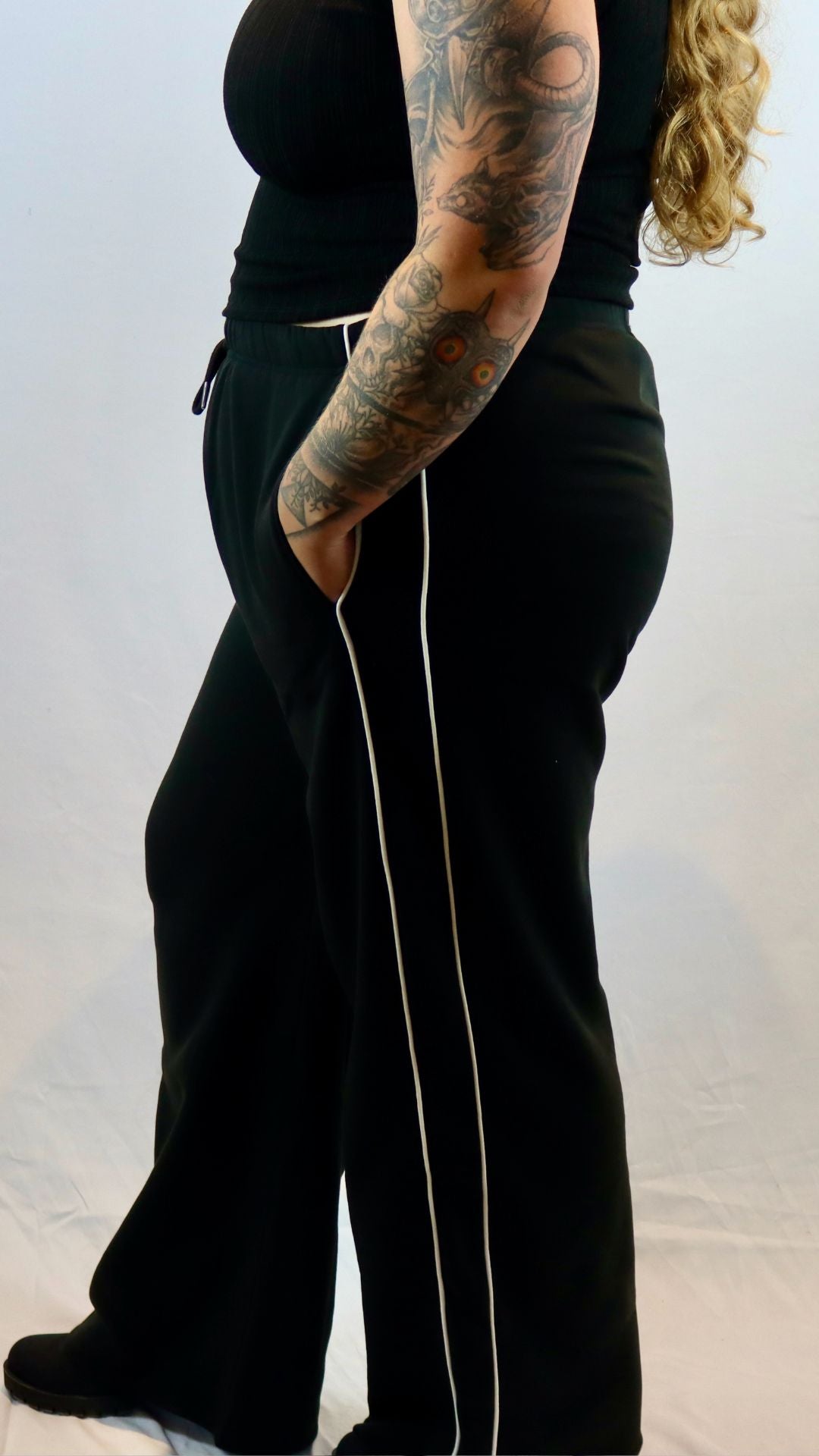 Plus - Easy Line Sweatpants - Black