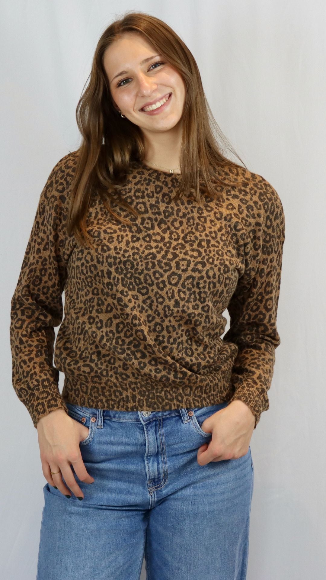 light weightl eopard print sweater