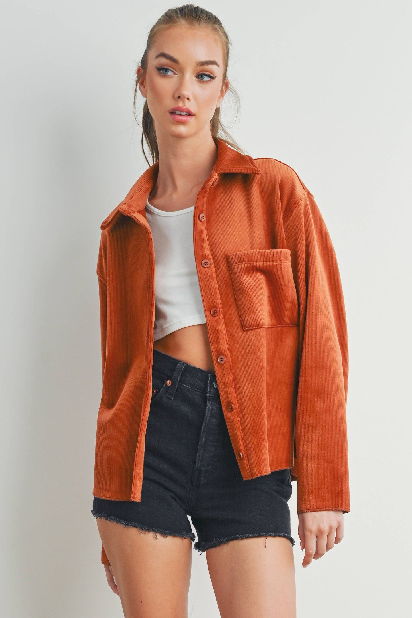 Corduroy jacket with velvet interior for warmth and style