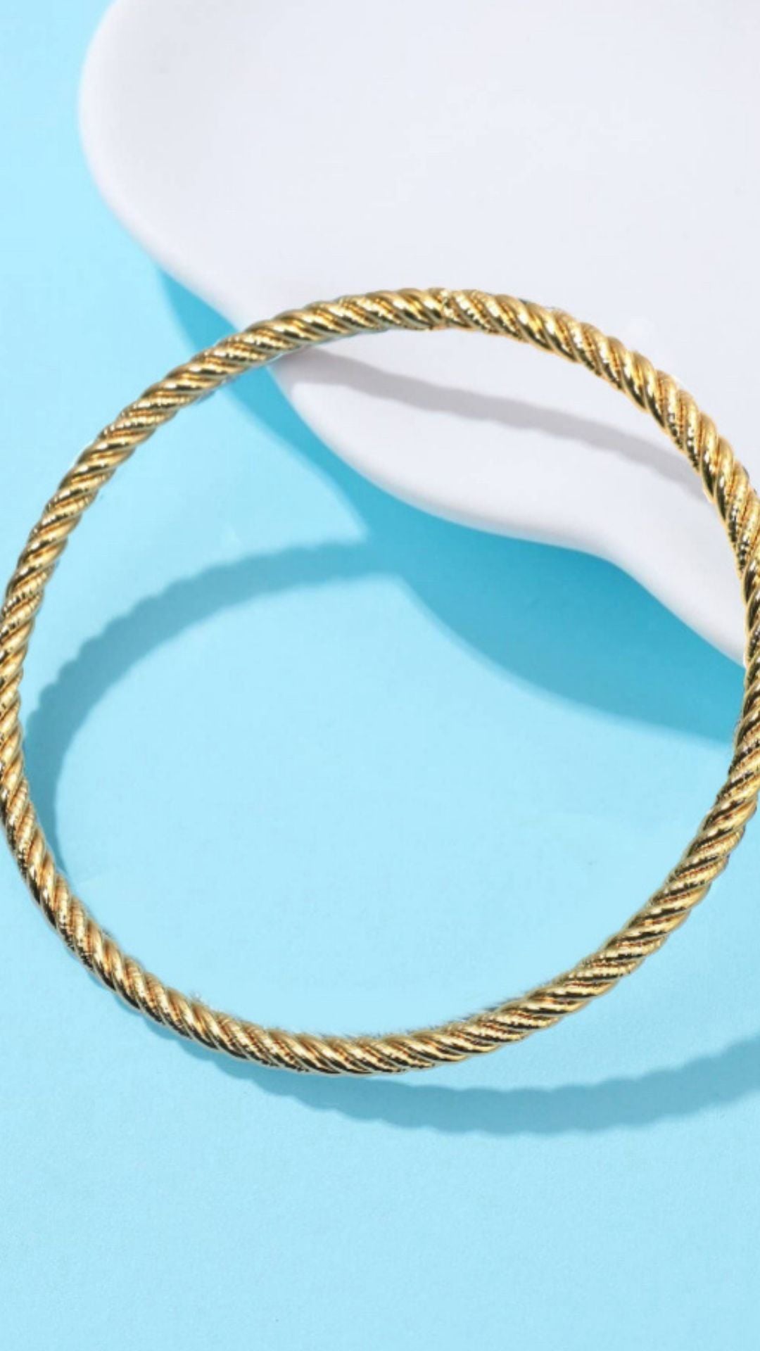 Twisted Gold Bangle