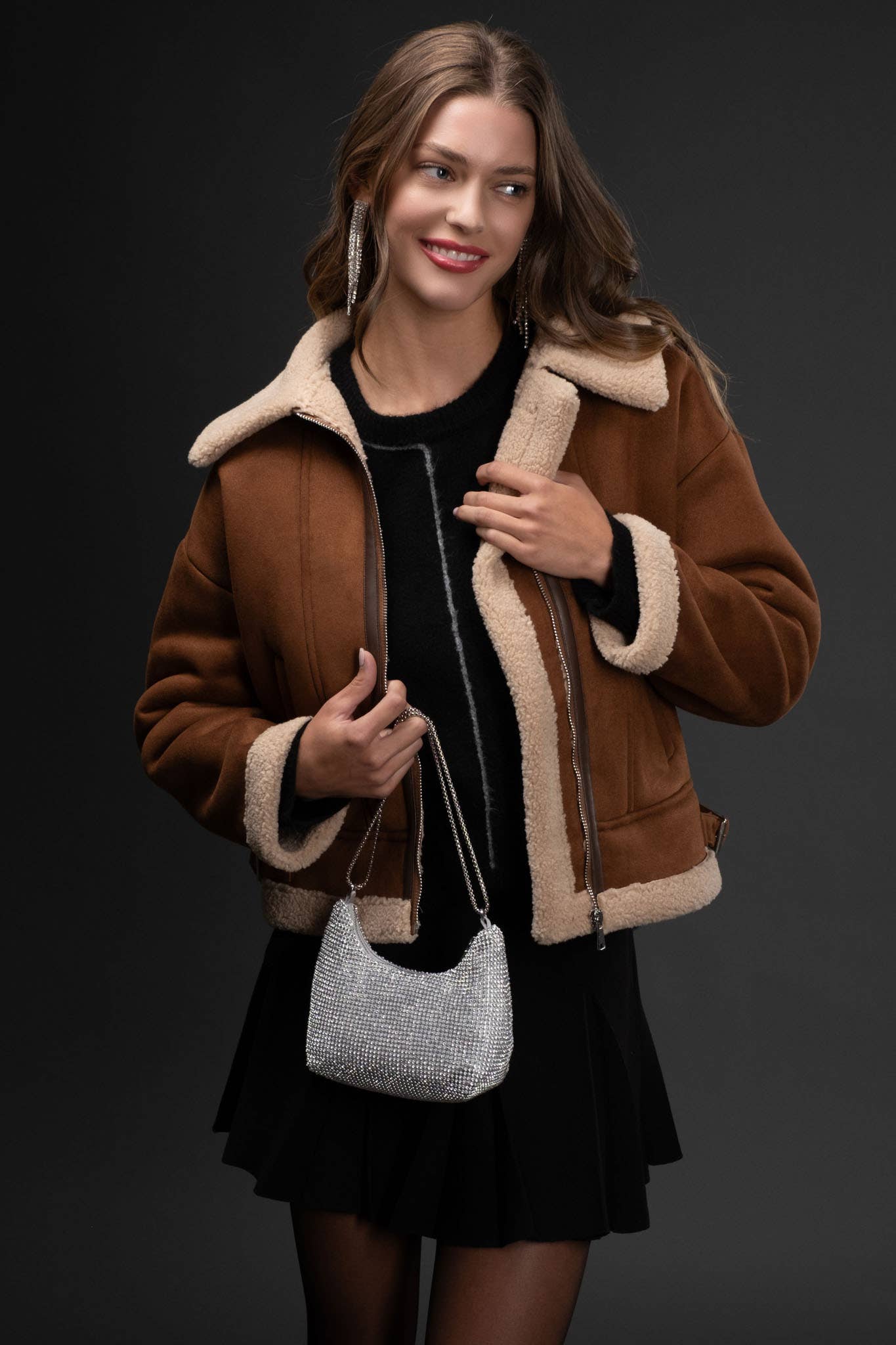 Oversized contrast faux shearling jacket for winter warmth