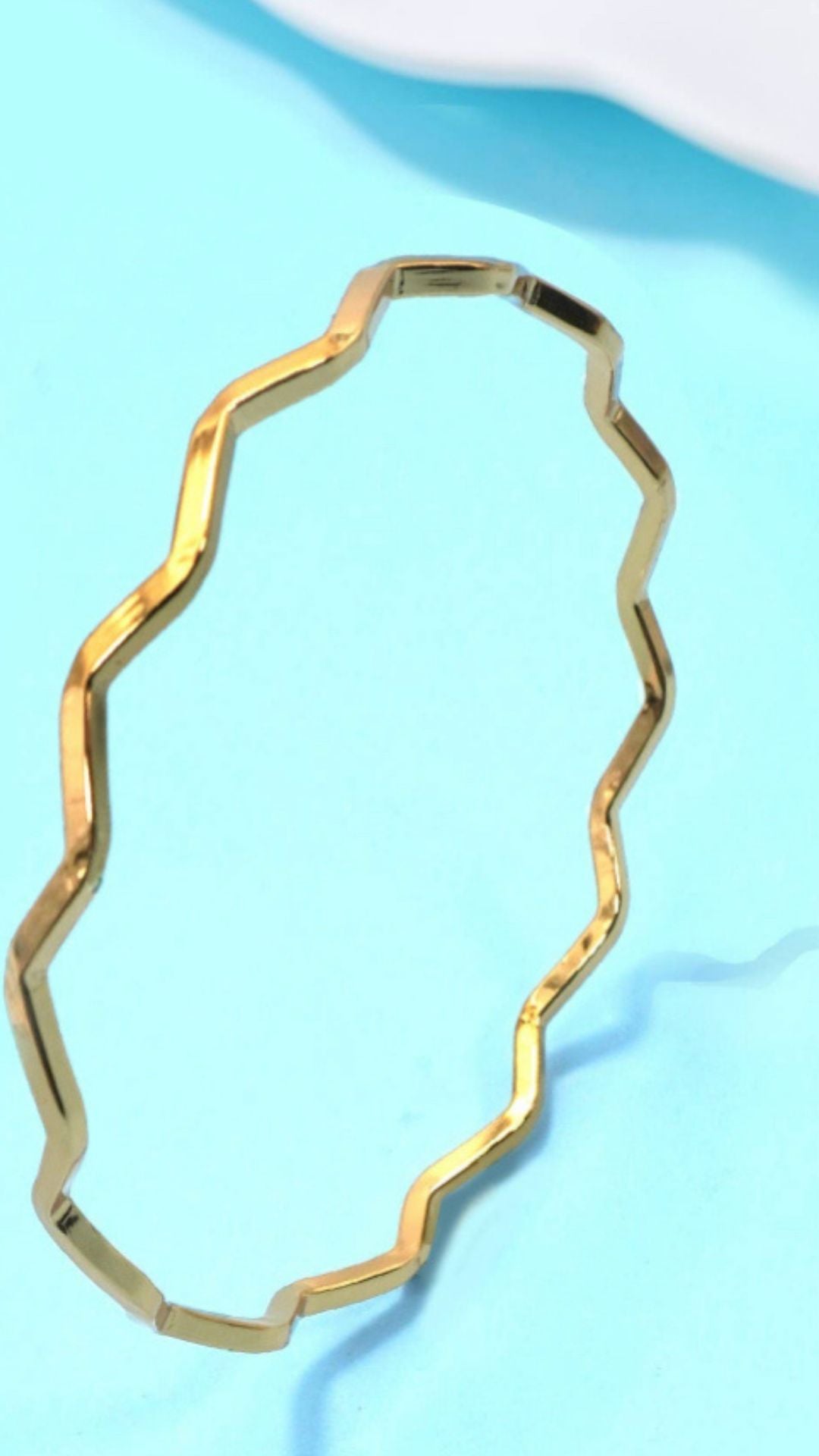 Wavy Gold Cuff Bangle