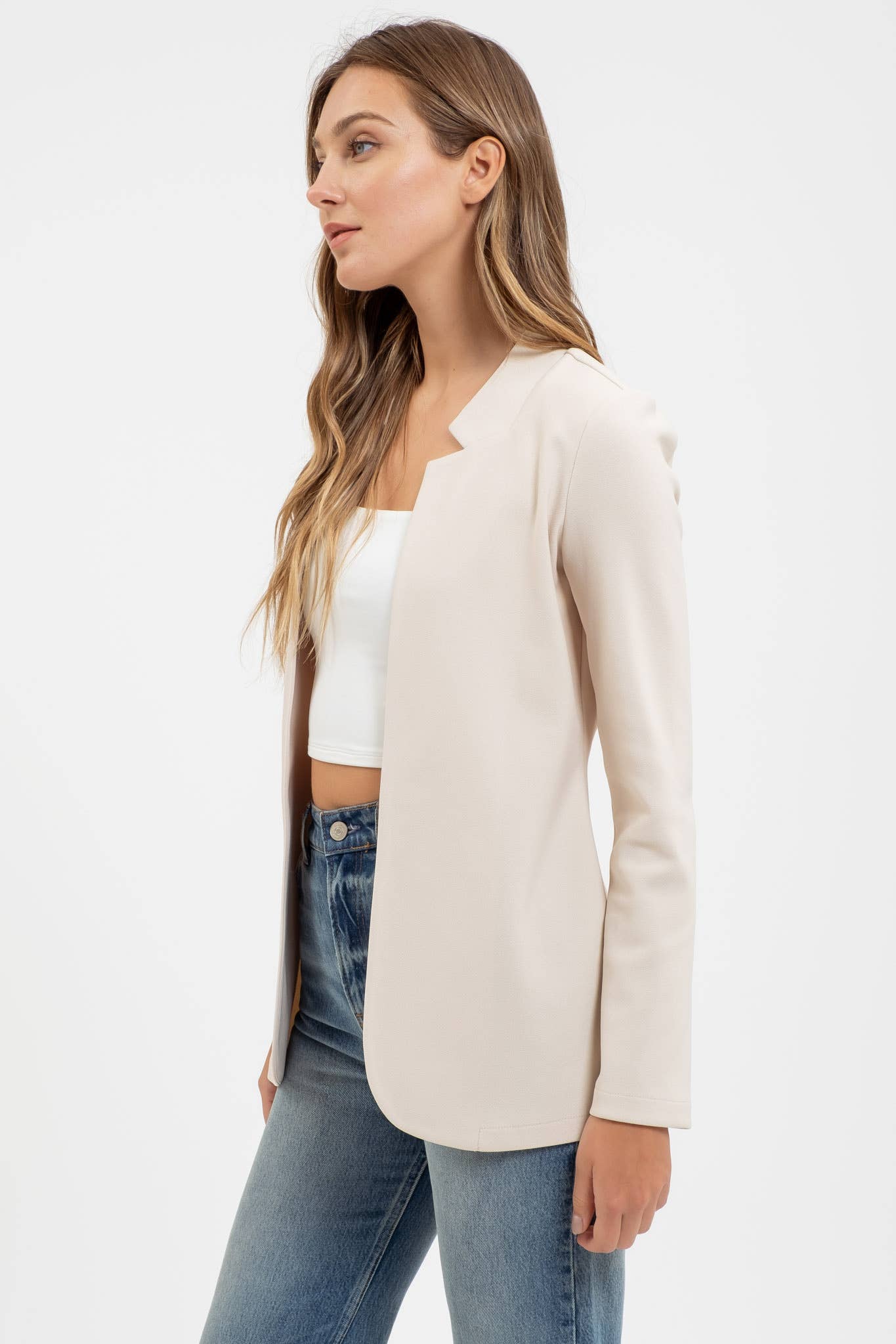 Notch collar long sleeve long line blazer for refined style