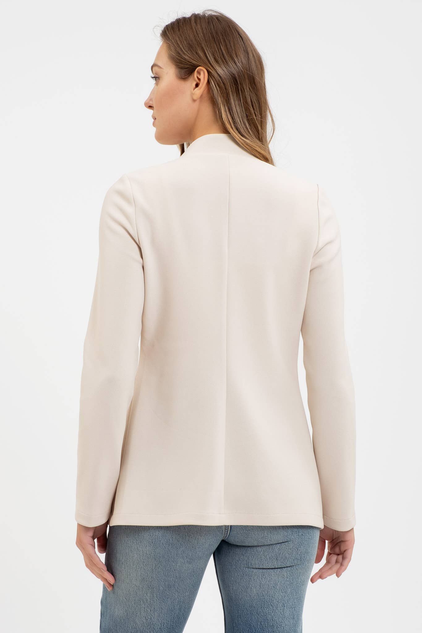 Notch collar long sleeve long line blazer for refined style