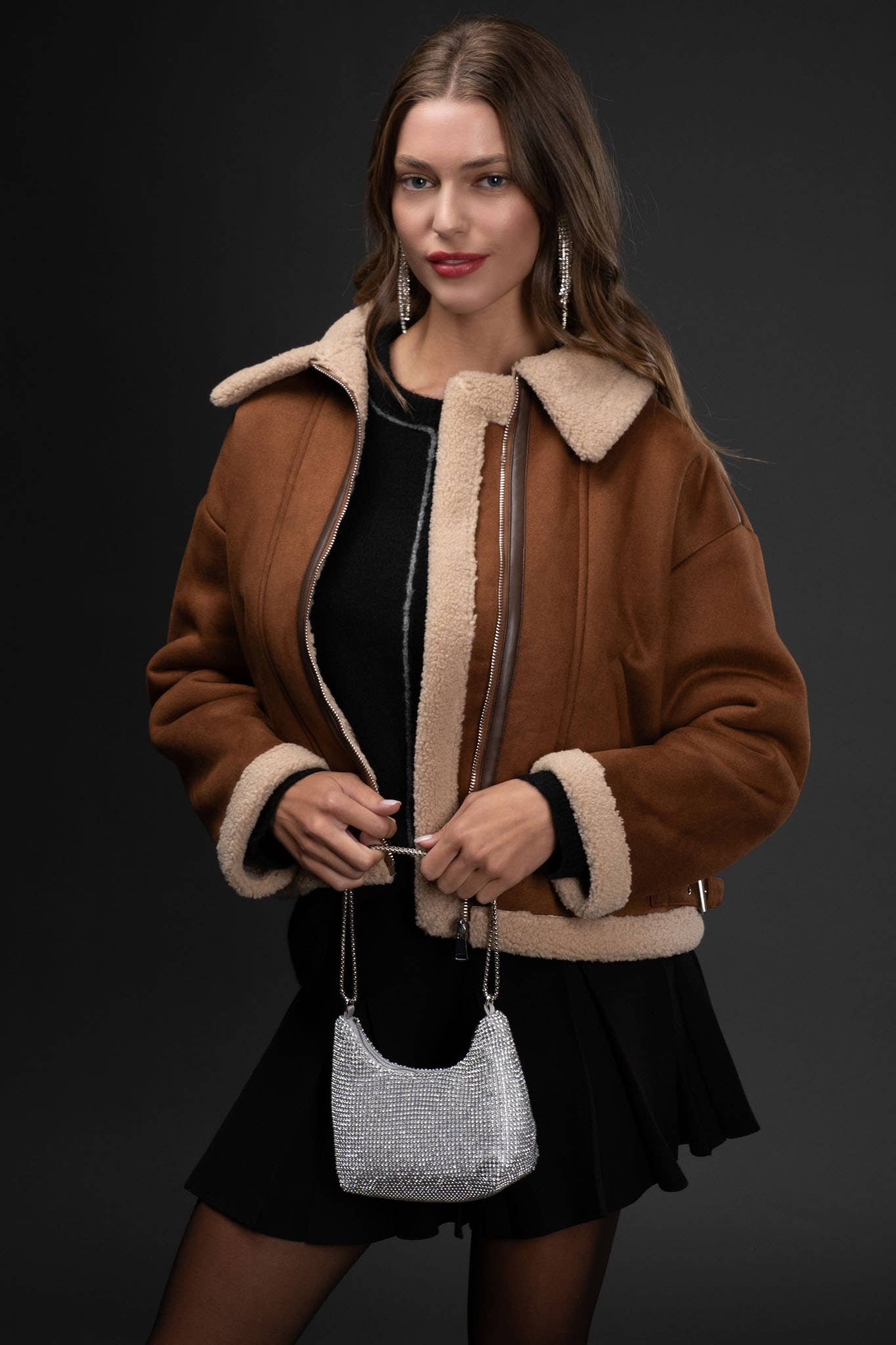 Oversized contrast faux shearling jacket for winter warmth