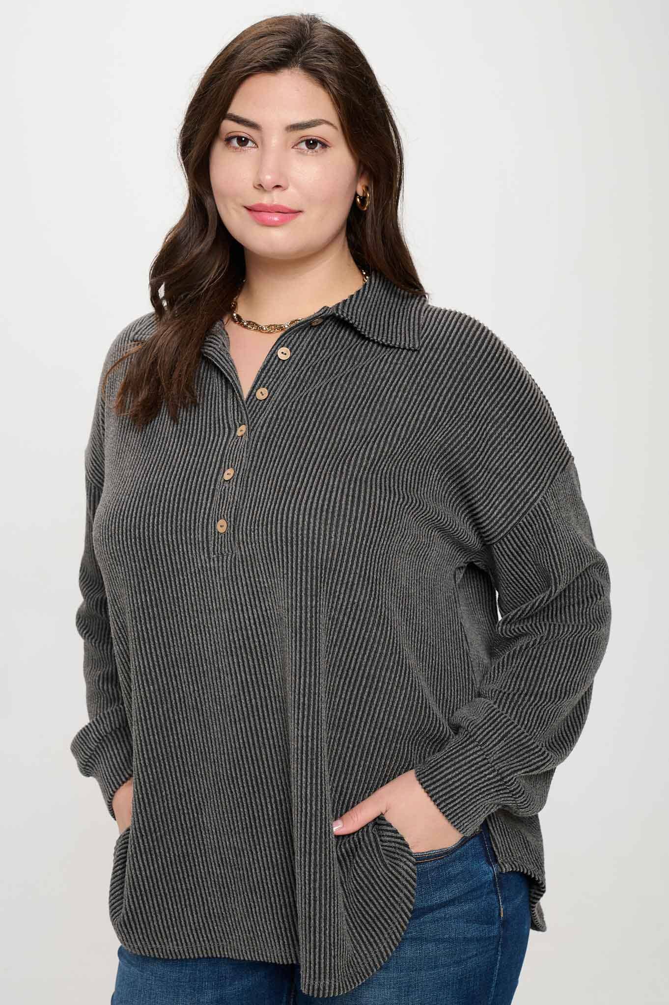 Plus-size pinstripe collared half-button knit top for casual wear